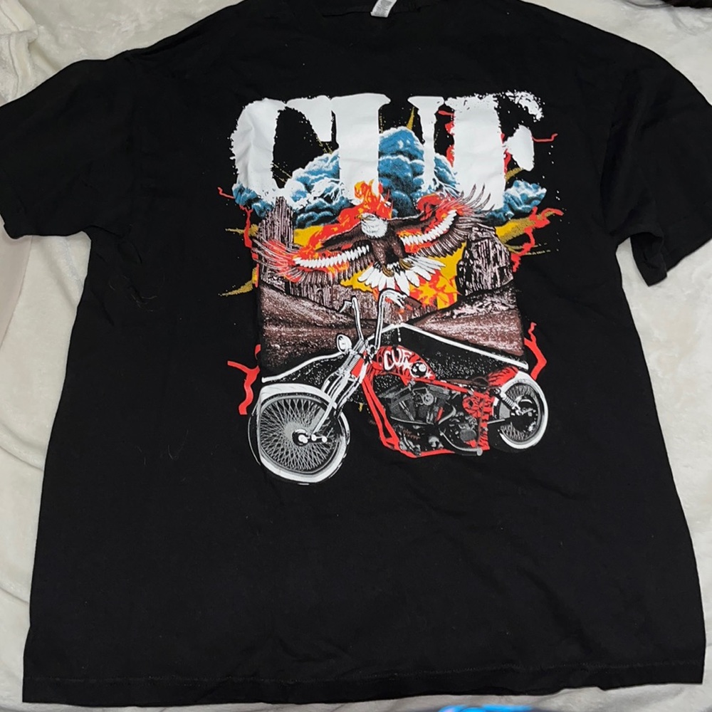 Cue graphic t-shirt size XL never worn